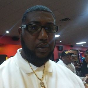 Meet your Posher, Warren